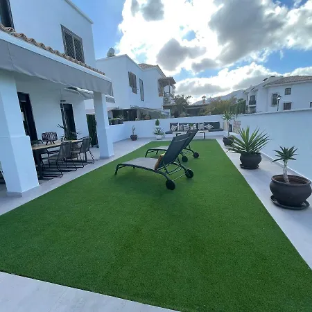 Villa Betyana Чайофа
